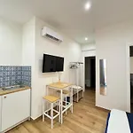 Neapolitan Apartmán *
